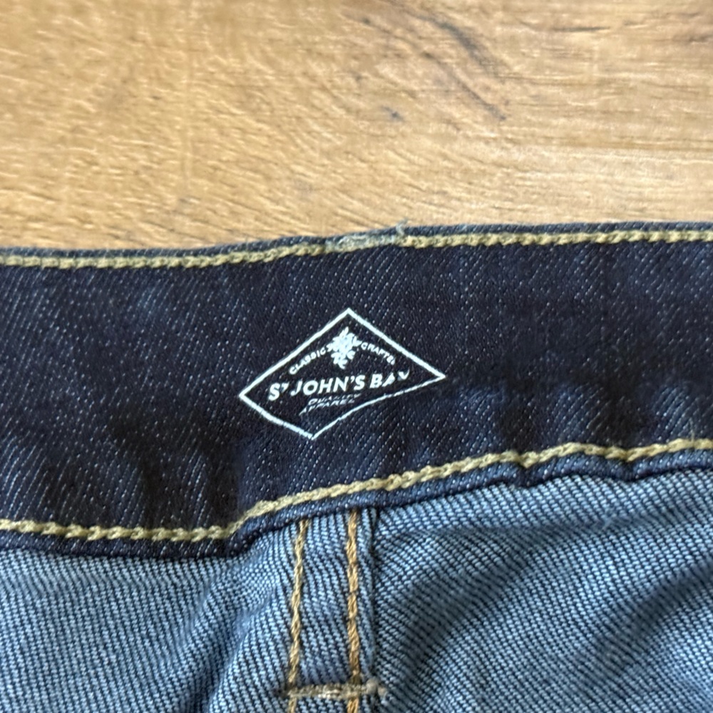 Dark Blue Denim Roll-Cuff Women’s Shorts - Picture 4 of 8